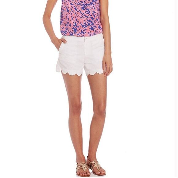 Lilly Pulitzer Buttercup Shorts White Scalloped Hem Size 2 - Picture 1 of 12